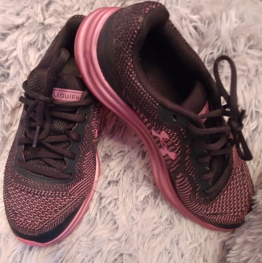 Girls Under Armour Shoes Pink/Grey 5 1/2 ( Big Kid)